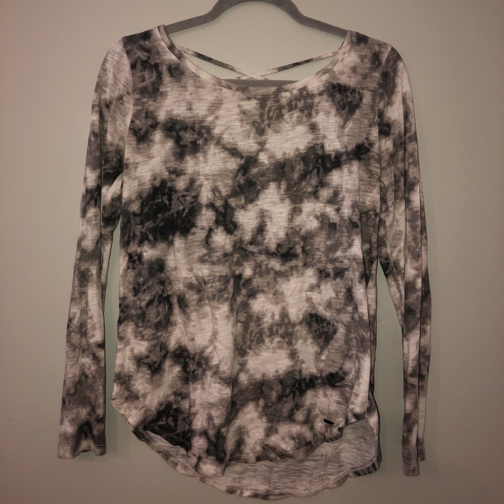 HOLLISTER Long Sleeve Back Cut Out